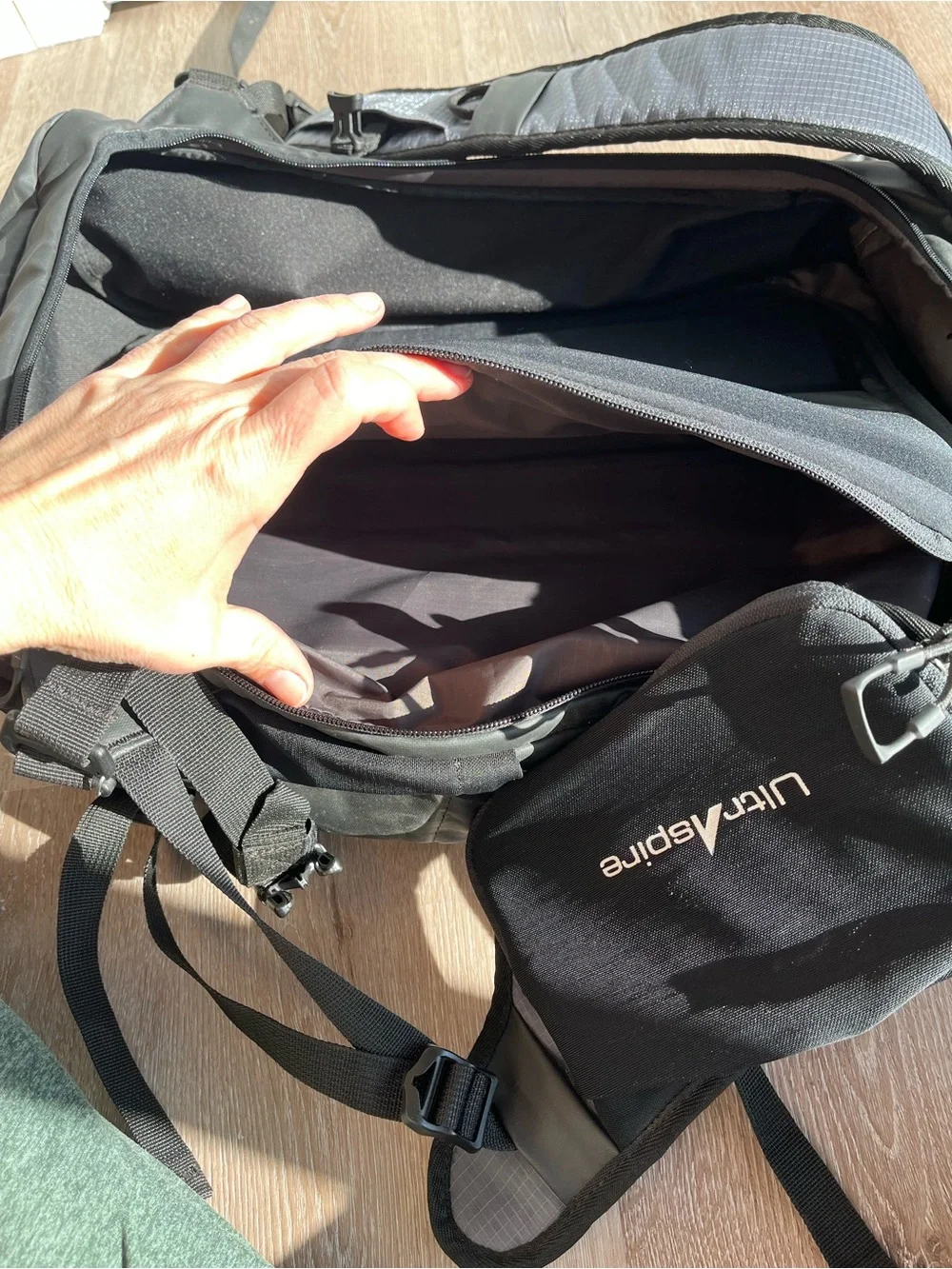 UltrAspire Urban Runner Commuter Backpack